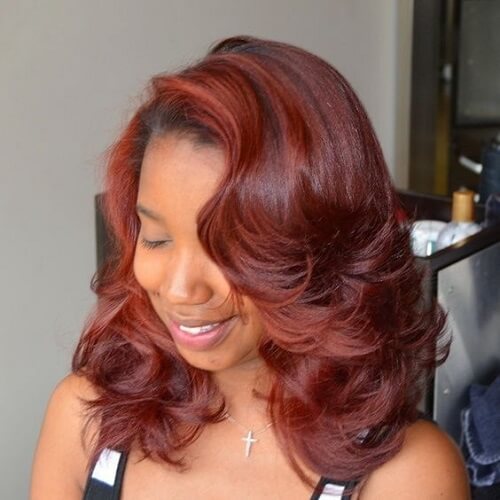 cabello ondulado rojo oscuro Ideas para el color del cabello cobrizo