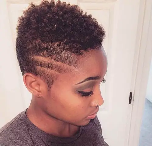 Bold Chunky Twist con Heavy Undercut Hairstyle